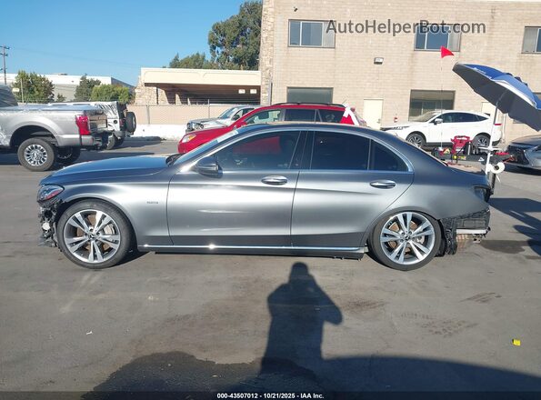 55SWF4HBXJU272305 2018 MERCEDES-BENZ C 350E Gray 