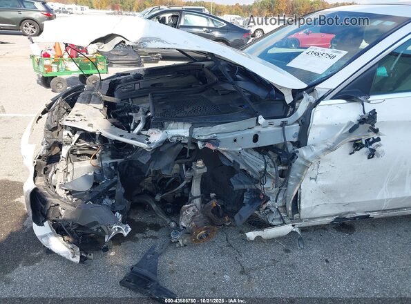 55SWF4KBXJU280977 2018 MERCEDES-BENZ C-CLASS White Դիմացի տեսք