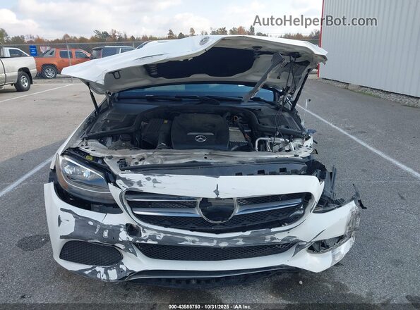 55SWF4KBXJU280977 2018 MERCEDES-BENZ C-CLASS White Սալոնի հետևի տեսք
