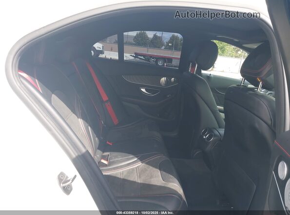 55SWF6EB7HU183558 2017 MERCEDES-BENZ AMG C 43 White Widok naklejki z numerem VIN