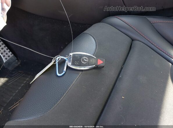 55SWF6EB8HU202330 2017 MERCEDES-BENZ AMG C 43 Черный Вид панели приборов