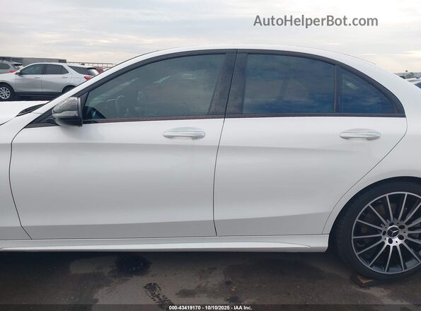 55SWF6EB9JU249968 2018 MERCEDES-BENZ AMG C 43 White Vista interior de 360 grados
