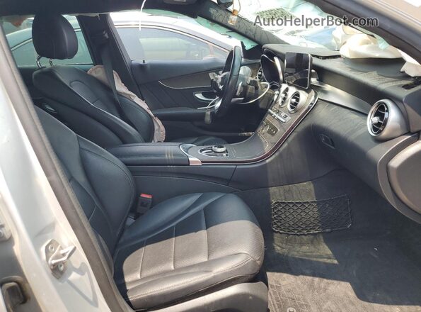 55SWF8DB0LU327862 2020 MERCEDES-BENZ C Silver Vista interior delantera