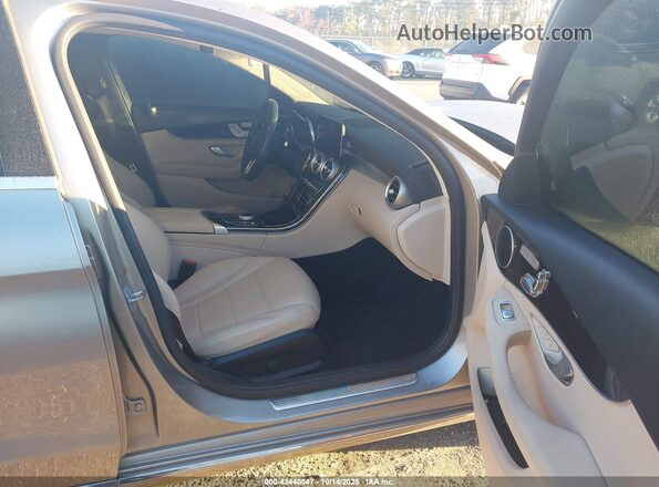55SWF8DB2LU326129 2020 MERCEDES-BENZ C-CLASS Silver Սալոնի դիմացի տեսք