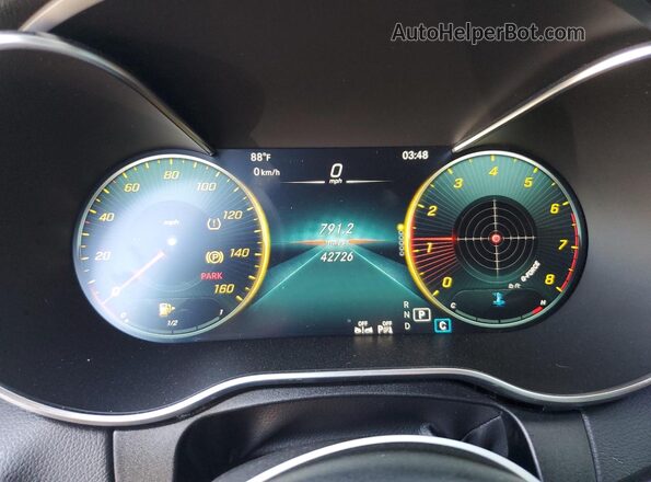 55SWF8DB5LU323967 2020 MERCEDES-BENZ C White ხელსაწყოთა პანელის ხედი