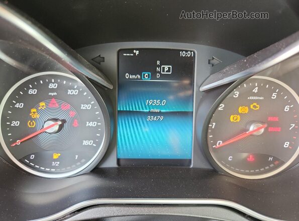 55SWF8EB0LU323339 2020 MERCEDES-BENZ C Black ხელსაწყოთა პანელის ხედი