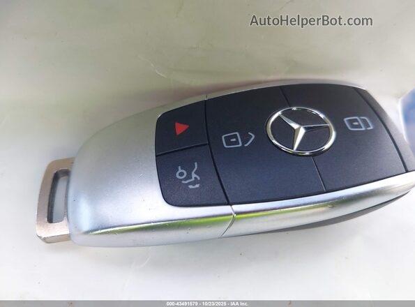55SWF8EBXKU303436 2019 MERCEDES-BENZ C-CLASS Черный Вид панели приборов