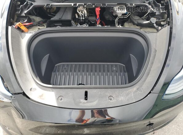 7SAYGDEF8RF041531 2024 TESLA MODEL Y Черный Вид подкапотного пространства