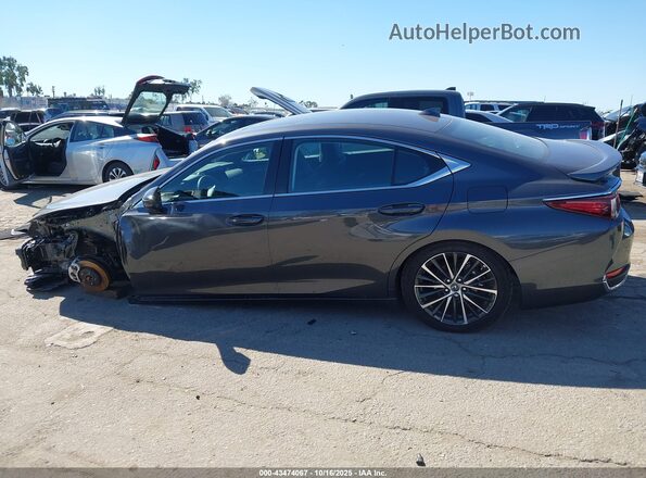 58ADA1C12SU061763 2025 LEXUS ES 300H Серый 
