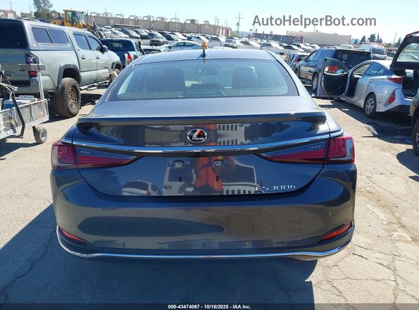 58ADA1C12SU061763 2025 LEXUS ES 300H Серый 