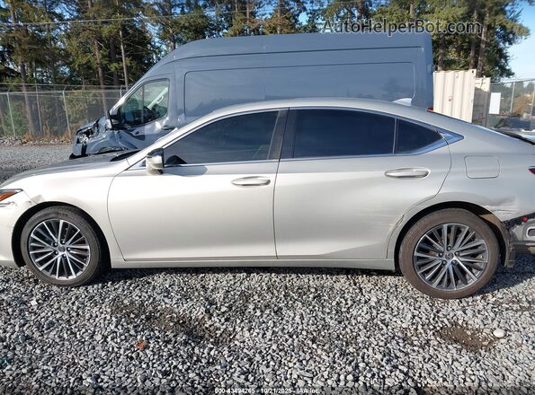 58ADA1C14PU029615 2023 LEXUS ES 300H Silver 