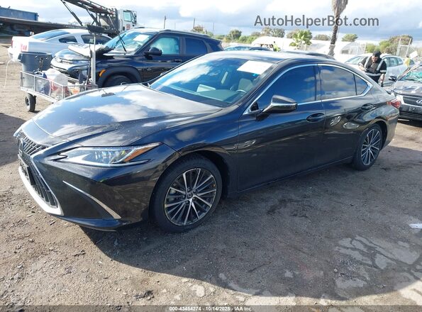58ADA1C15RU041730 2024 LEXUS ES 300H Черный Передняя левая четверть