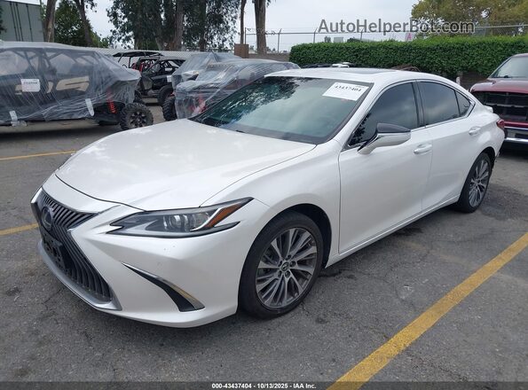 58ADA1C17MU009564 2021 LEXUS ES 300H White Առջևի ձախ երեք քառորդ տեսարան