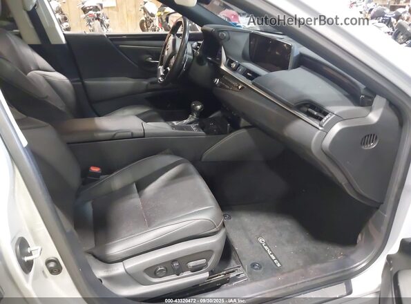 58ADZ1B11MU084142 2021 LEXUS ES 350 Gray Widok wnętrza z przodu