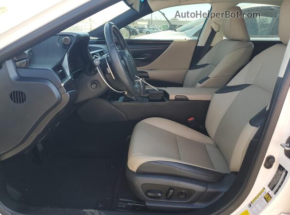 58ADZ1B14LU054616 2020 LEXUS ES White Front interior view