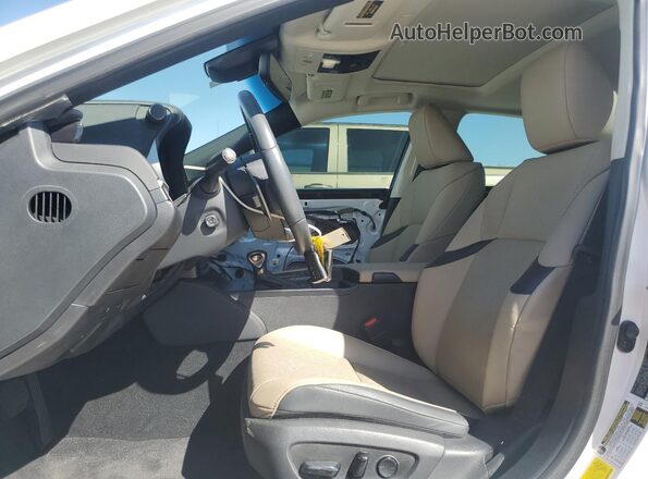58ADZ1B16LU062572 2020 LEXUS ES White Vista interior delantera