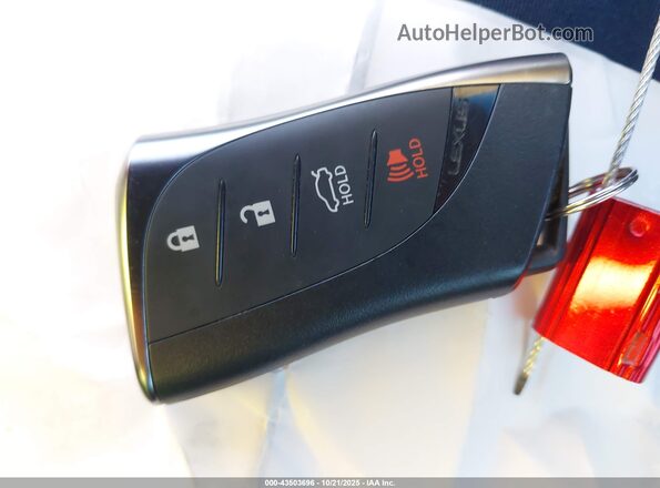 58ADZ1B18PU155941 2023 LEXUS ES 350 Белый Вид панели приборов
