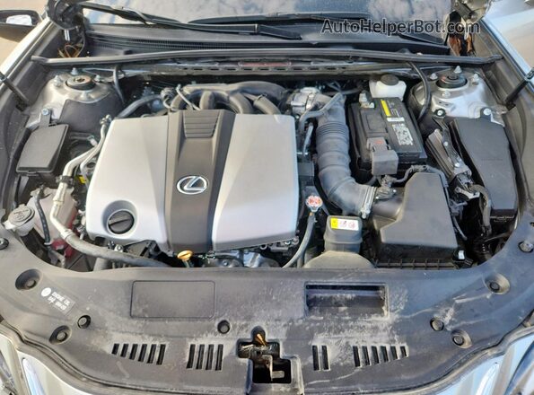 58AFZ1B19LU069069 2020 LEXUS ES Silver Rear interior view