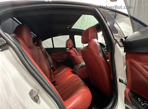 WBA6D4C54KGA01112 2019 BMW 6 SERIES White Вид салону спереду