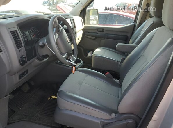 5BZBF0AA5LN850230 2020 NISSAN NV Silver Widok wnętrza z przodu