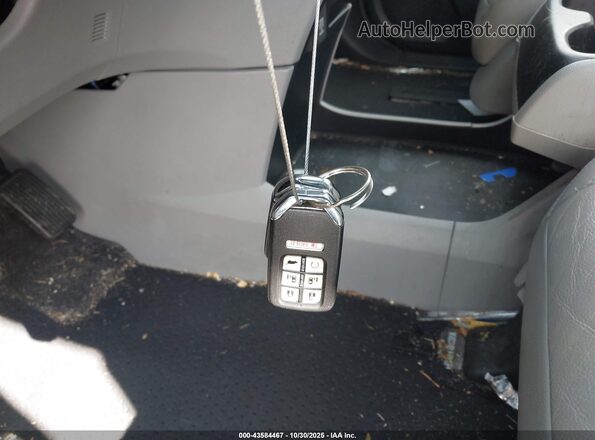 5FNRL6H70LB040717 2020 HONDA ODYSSEY Синий Вид панели приборов