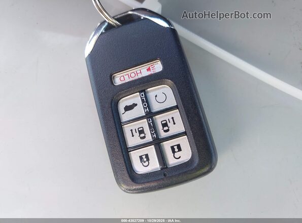 5FNRL6H73NB069423 2022 HONDA ODYSSEY Silver Vista del salpicadero