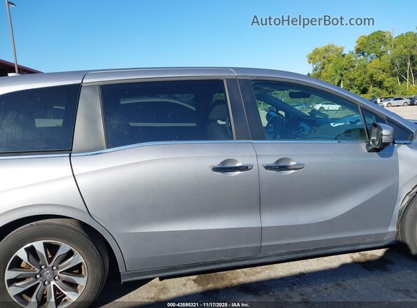 5FNRL6H74NB065915 2022 HONDA ODYSSEY Silver Widok wnętrza 360 stopni