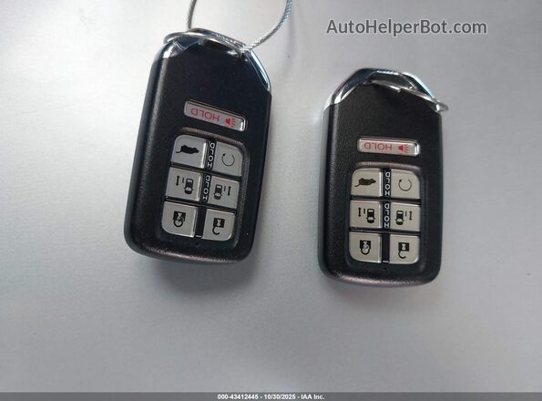 5FNRL6H76NB064409 2022 HONDA ODYSSEY White Widok deski rozdzielczej