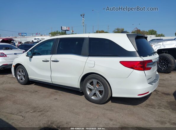 5FNRL6H7XJB032802 2018 HONDA ODYSSEY Белый 