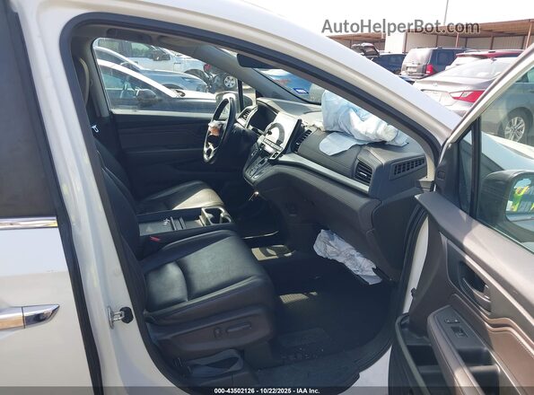 5FNRL6H7XJB032802 2018 HONDA ODYSSEY Белый 