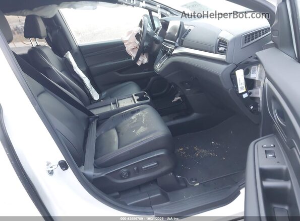 5FNRL6H7XSB065333 2025 HONDA ODYSSEY Белый Вид салона спереди