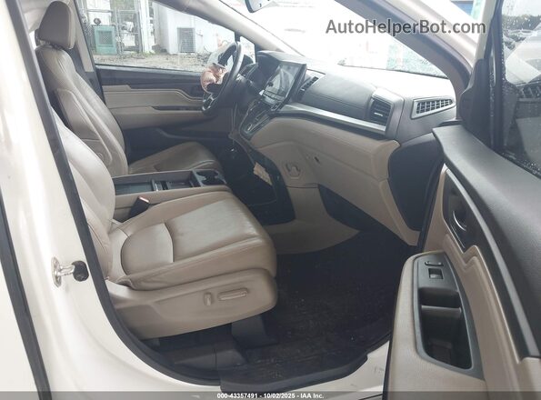 5FNRL6H84KB081875 2019 HONDA ODYSSEY Белый Вид салона спереди