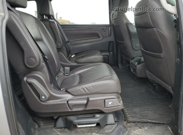 5FNRL6H89JB001811 2018 HONDA ODYSSEY Серебряный 