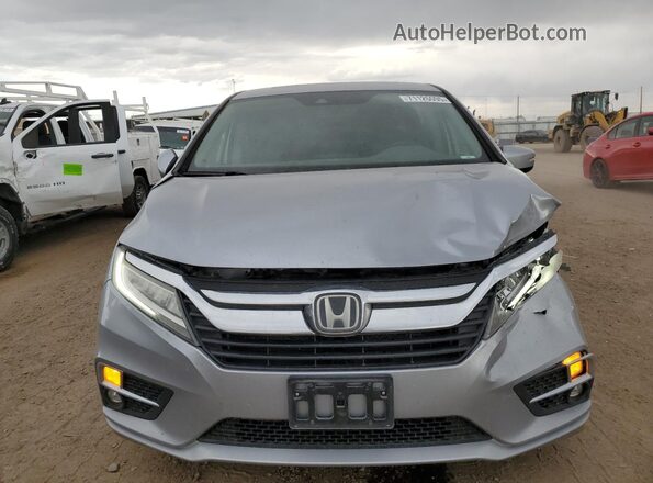 5FNRL6H89JB001811 2018 HONDA ODYSSEY Серебряный 