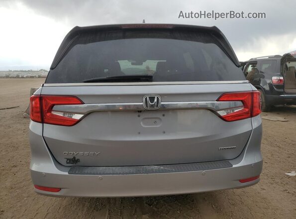5FNRL6H89JB001811 2018 HONDA ODYSSEY Серебряный 