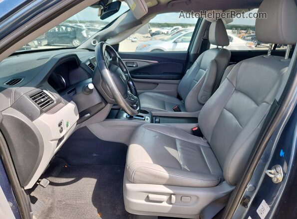 5FNYF5H53LB005746 2020 HONDA PILOT Blue Front interior view