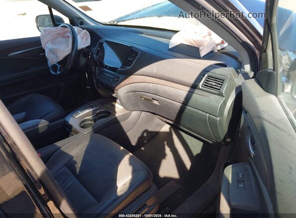 5FNYF6H28NB057646 2022 HONDA PILOT Черный Вид салона спереди