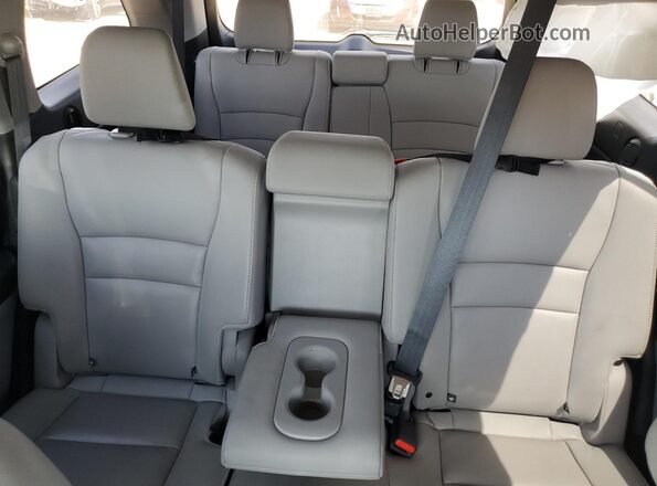 5FNYF6H5XLB061835 2020 HONDA PILOT Blue Rear seats view
