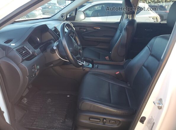 5FNYF6H60NB060737 2022 HONDA PILOT Белый Вид салона спереди
