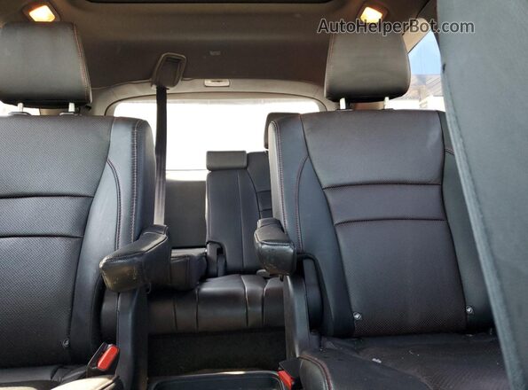 5FNYF6H76LB060070 2020 HONDA PILOT Black Widok tylnych siedzeń