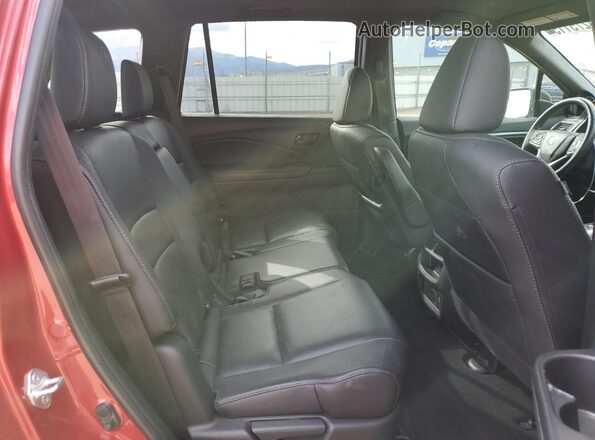 5FNYF8H59NB029196 2022 HONDA PASSPORT Red Widok wnętrza z tyłu