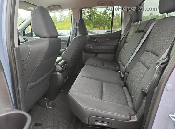 5FPYK3F14SB009858 2025 HONDA RIDGELINE Gray Rear seats view