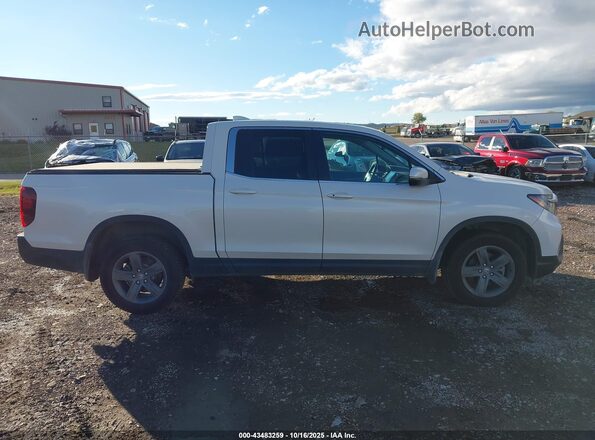 5FPYK3F50NB025921 2022 HONDA RIDGELINE White Widok wnętrza z tyłu