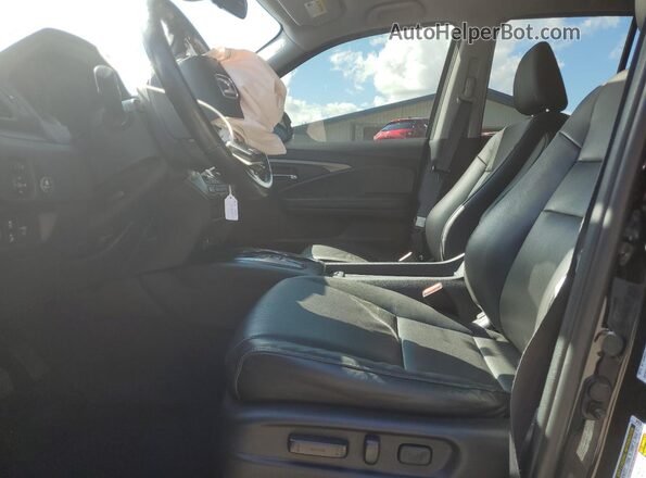 5FPYK3F5XLB019668 2020 HONDA RIDGELINE Black Front interior view