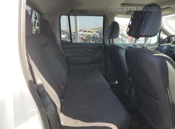 5FPYK3F70JB003445 2018 HONDA RIDGELINE White Հետևի նստատեղերի տեսք