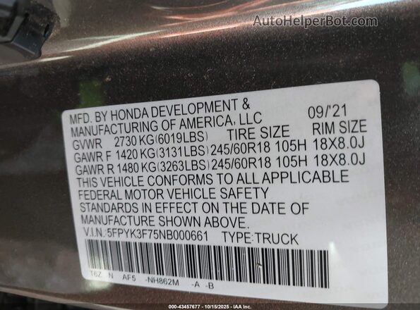 5FPYK3F75NB000661 2022 HONDA RIDGELINE Gray Vista del compartimento del motor