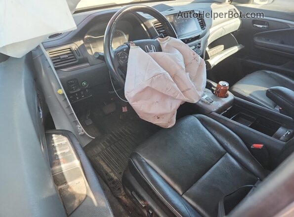 5FPYK3F76PB021991 2023 HONDA RIDGELINE Silver Вид панелі приладів