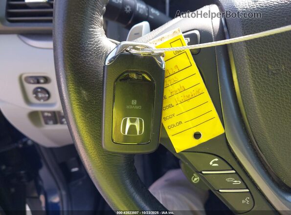 5FPYK3F76PB033929 2023 HONDA RIDGELINE Синий Вид панели приборов