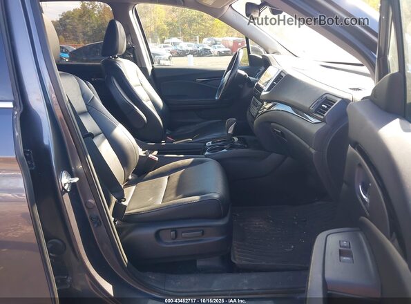 5FPYK3F77JB014457 2018 HONDA RIDGELINE Gray 