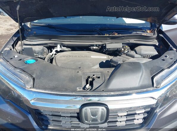 5FPYK3F77JB014457 2018 HONDA RIDGELINE Gray 